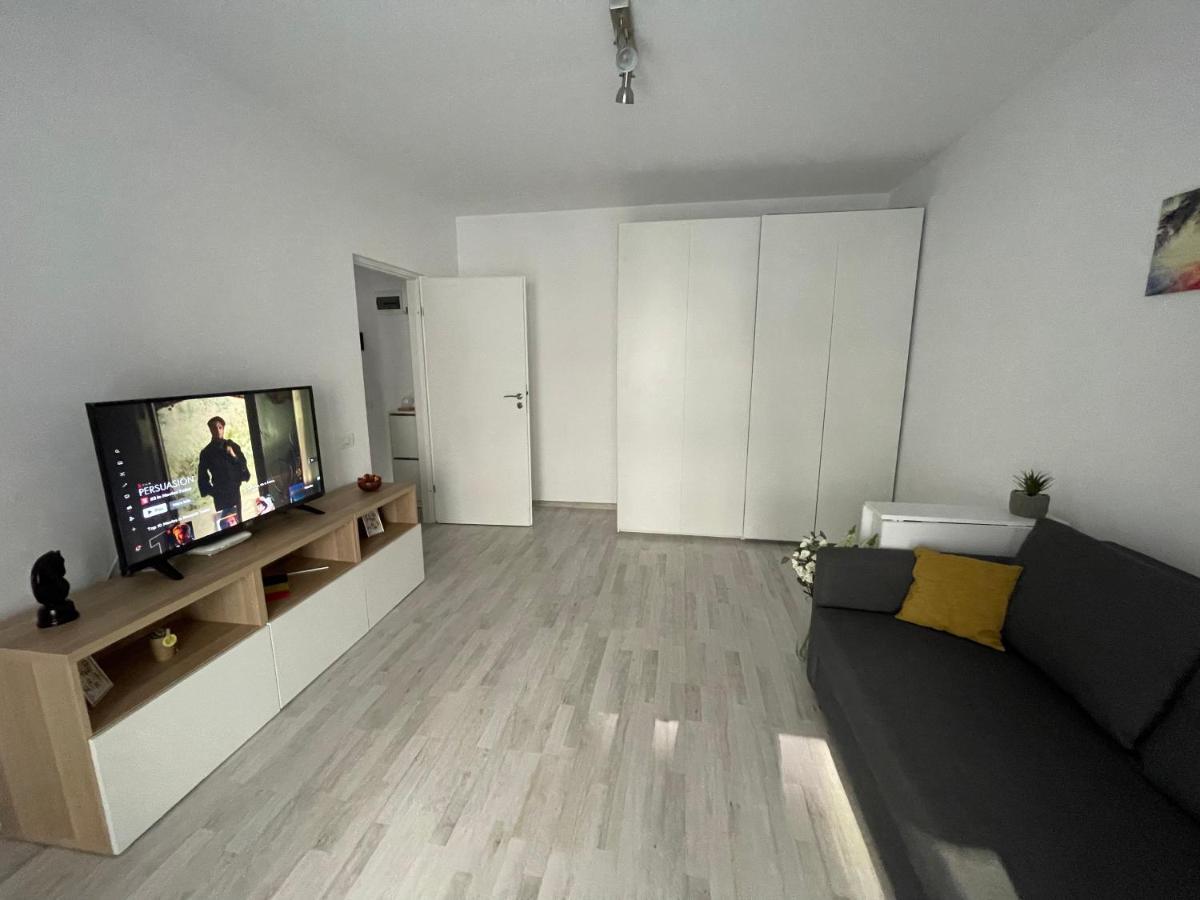 Pearl Luxury Apartment Near Presidential Palace Bukarest Kültér fotó